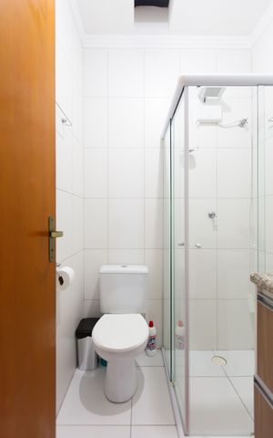 Casa de condomínio à venda com 120m², 3 quartos e 2 vagas Casa de condomínio à venda com 120m², 3 quartos e 2 vagasBanheiro Social