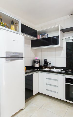 Casa de condomínio à venda com 120m², 3 quartos e 2 vagas Casa de condomínio à venda com 120m², 3 quartos e 2 vagasCozinha - Armários