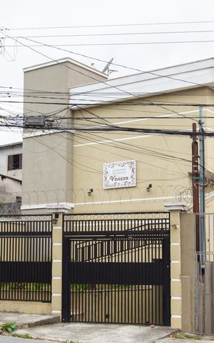 Casa de condomínio à venda com 120m², 3 quartos e 2 vagas Casa de condomínio à venda com 120m², 3 quartos e 2 vagasFachada do Condomínio