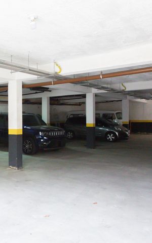 Casa de condomínio à venda com 120m², 3 quartos e 2 vagas Casa de condomínio à venda com 120m², 3 quartos e 2 vagasGaragem