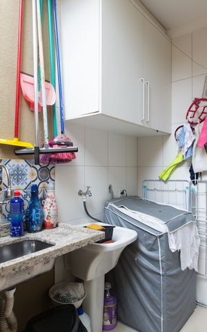 Casa de condomínio à venda com 120m², 3 quartos e 2 vagas Casa de condomínio à venda com 120m², 3 quartos e 2 vagasÁrea de Serviço