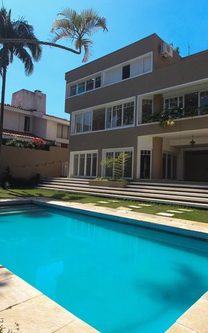 Casa para alugar com 1200m², 5 quartos e 7 vagasÁrea comum - Piscina