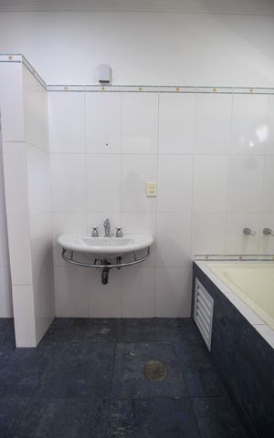 Casa para alugar com 1200m², 5 quartos e 7 vagasBanheiro da Suíte 3