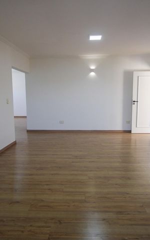 Casa para alugar com 1200m², 5 quartos e 7 vagasSuíte 2