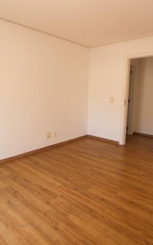 Casa para alugar com 1200m², 5 quartos e 7 vagasSuíte 4