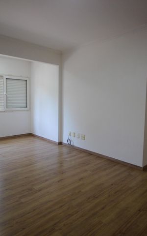 Casa para alugar com 1200m², 5 quartos e 7 vagasSuíte 1