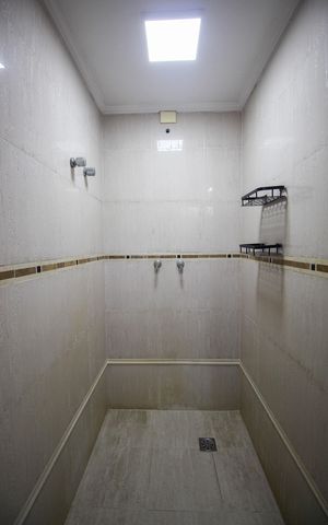 Casa para alugar com 1200m², 5 quartos e 7 vagasBanheiro da Suíte 5