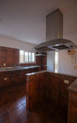 Casa para alugar com 1200m², 5 quartos e 7 vagasCozinha