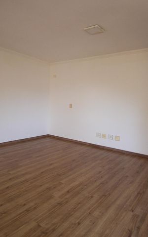Casa para alugar com 1200m², 5 quartos e 7 vagasSuíte 3