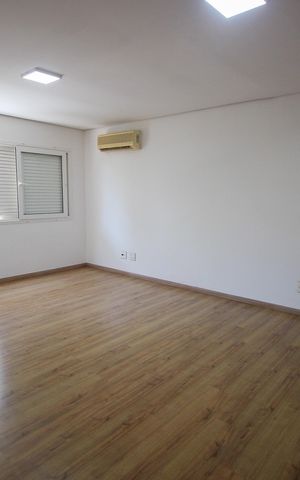 Casa para alugar com 1200m², 5 quartos e 7 vagasSuíte 5