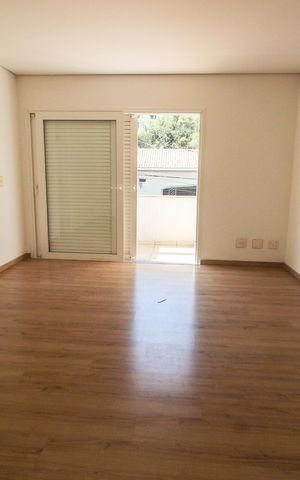 Casa para alugar com 1200m², 5 quartos e 7 vagasSuíte 4