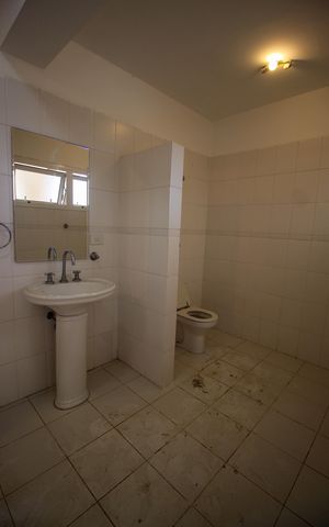 Casa para alugar com 1200m², 5 quartos e 7 vagasBanheiro de Serviço