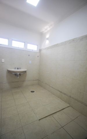 Casa para alugar com 1200m², 5 quartos e 7 vagasBanheiro da Suíte 1