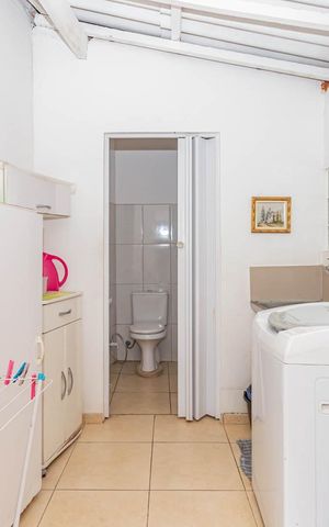 Casa à venda com 213m², 3 quartos e 3 vagasÁrea de Serviço