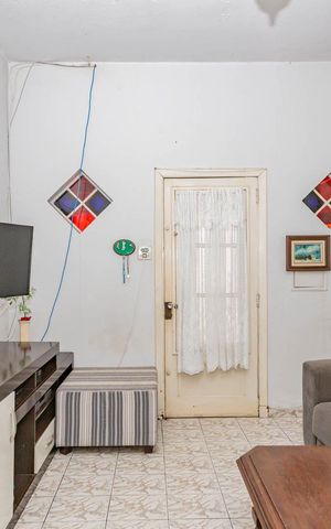 Casa à venda com 213m², 3 quartos e 3 vagasSala