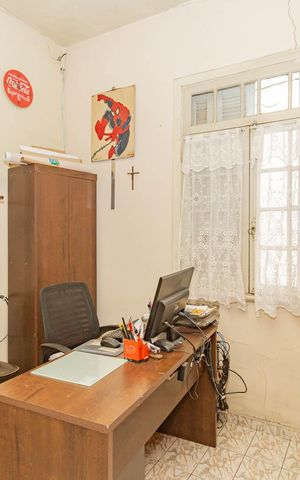 Casa à venda com 213m², 3 quartos e 3 vagasQuarto 2