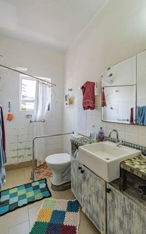 Casa à venda com 110m², 2 quartos e 1 vagaBanheiro Social