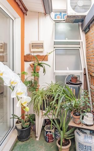 Casa à venda com 110m², 2 quartos e 1 vagaÁrea de Serviço