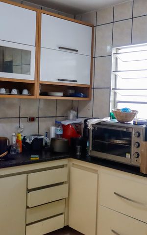 Casa à venda com 125m², 3 quartos e 2 vagas Casa à venda com 125m², 3 quartos e 2 vagasCozinha
