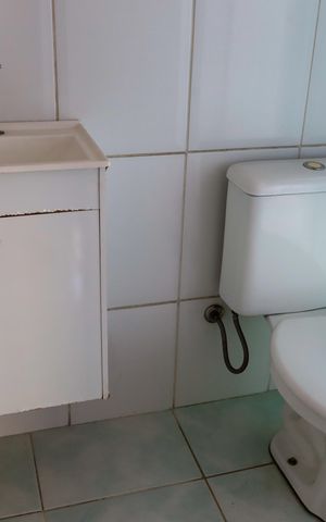 Casa à venda com 125m², 3 quartos e 2 vagas Casa à venda com 125m², 3 quartos e 2 vagasCasa 2 - Banheiro