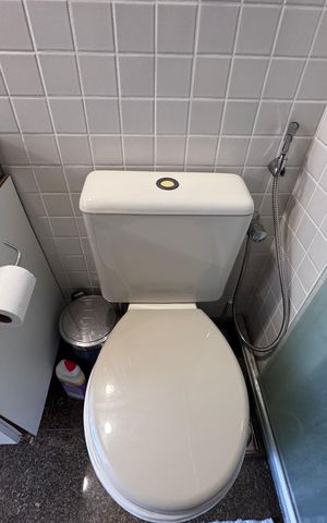 Apartamento para alugar com 70m², 2 quartos e 1 vaga Apartamento para alugar com 70m², 2 quartos e 1 vagaBanheiro da Suíte