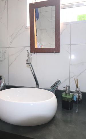 Casa à venda com 800m², 3 quartos e 8 vagasBanheiro 2