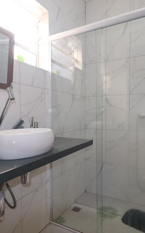 Casa à venda com 800m², 3 quartos e 8 vagasBanheiro 2