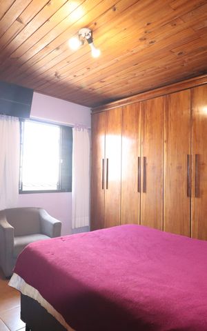 Casa à venda com 800m², 3 quartos e 8 vagasQuarto 1
