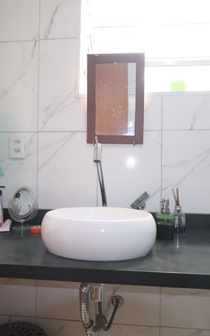 Casa à venda com 800m², 3 quartos e 8 vagasBanheiro 2