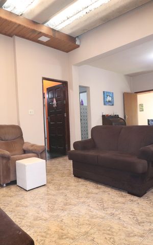 Casa à venda com 800m², 3 quartos e 8 vagasSala