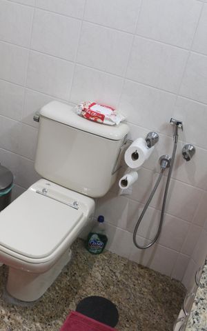 Apartamento à venda com 204m², 4 quartos e 3 vagasBanheiro da Suíte 1