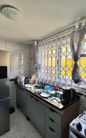 Casa de condomínio à venda com 150m², 3 quartos e 1 vaga Casa de condomínio à venda com 150m², 3 quartos e 1 vagaCozinha e Área de Serviço