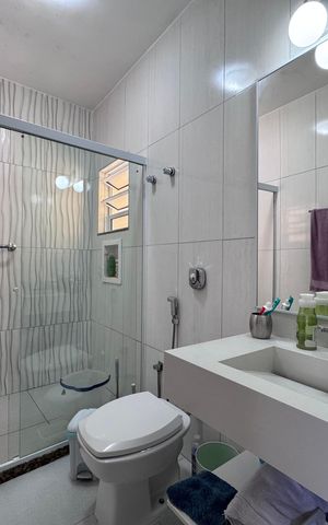 Casa de condomínio à venda com 150m², 3 quartos e 1 vaga Casa de condomínio à venda com 150m², 3 quartos e 1 vagaBanheiro Social