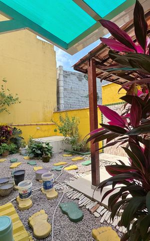 Casa de condomínio à venda com 150m², 3 quartos e 1 vaga Casa de condomínio à venda com 150m², 3 quartos e 1 vagaÁrea externa