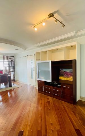 Apartamento para alugar com 144m², 3 quartos e 1 vaga Apartamento para alugar com 144m², 3 quartos e 1 vagaSala