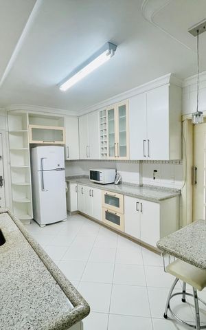 Apartamento para alugar com 144m², 3 quartos e 1 vaga Apartamento para alugar com 144m², 3 quartos e 1 vagaCozinha