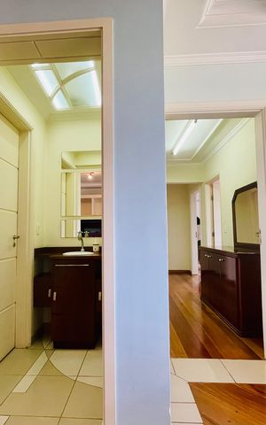 Apartamento para alugar com 144m², 3 quartos e 1 vaga Apartamento para alugar com 144m², 3 quartos e 1 vagaLavabo e corredor