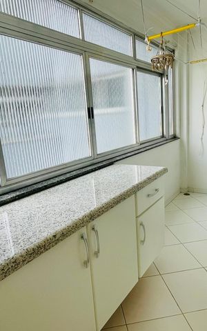 Apartamento para alugar com 144m², 3 quartos e 1 vaga Apartamento para alugar com 144m², 3 quartos e 1 vagaÁrea de Serviço
