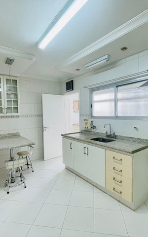 Apartamento para alugar com 144m², 3 quartos e 1 vaga Apartamento para alugar com 144m², 3 quartos e 1 vagaCozinha