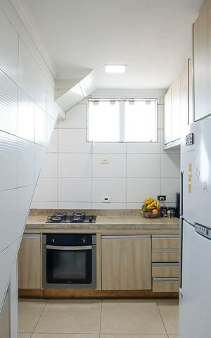 Casa para alugar com 458m², 2 quartos e 2 vagasCozinha
