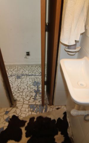 Casa para alugar com 170m², 6 quartos e 2 vagasLavabo