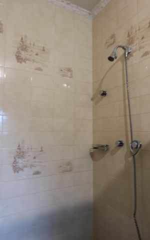 Casa à venda com 338m², 3 quartos e 8 vagasBanheiro da Suíte Master