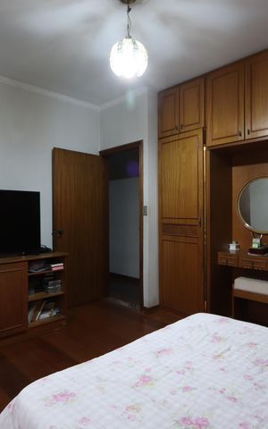 Casa à venda com 338m², 3 quartos e 8 vagasSuíte Master