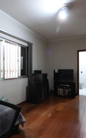 Casa à venda com 338m², 3 quartos e 8 vagasSuíte 3