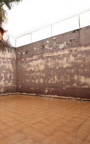 Casa à venda com 338m², 3 quartos e 8 vagasQuintal