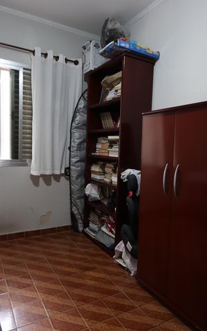 Casa à venda com 338m², 3 quartos e 8 vagasQuarto de Serviço