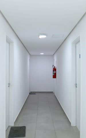 Apartamento para alugar com 38m², 2 quartos e sem vagaÁrea comum - Saguão do andar