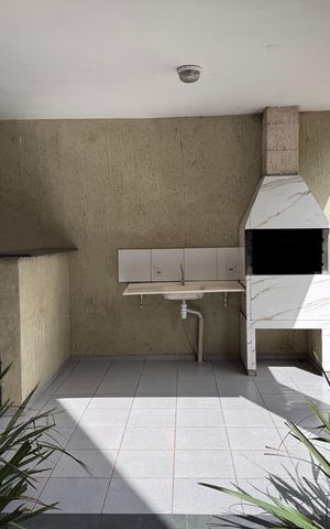 Apartamento à venda com 43m², 2 quartos e 1 vaga Apartamento à venda com 43m², 2 quartos e 1 vagaÁrea comum