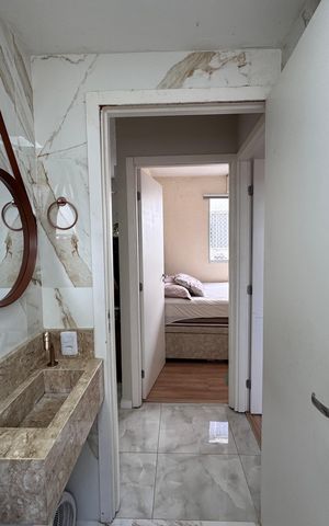 Apartamento à venda com 43m², 2 quartos e 1 vaga Apartamento à venda com 43m², 2 quartos e 1 vagaBanheiro Social