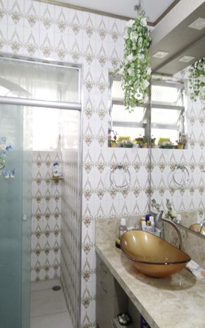 Apartamento à venda com 106m², 3 quartos e sem vagaBanheiro